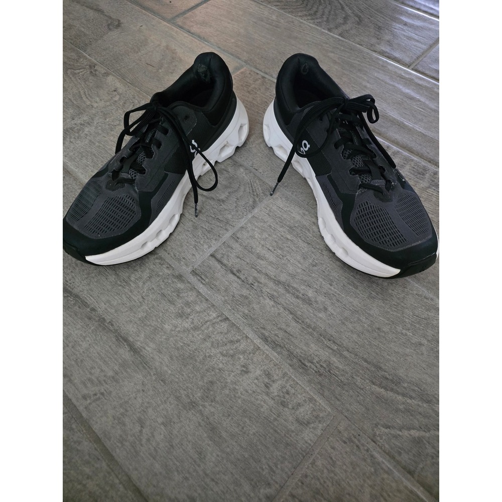 On Cloudrunner 2 Womens Running Shoes Black White Size 9